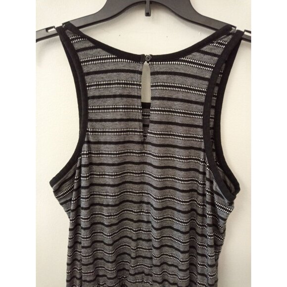 Old Navy Women's Black and White Striped Tank Top Romper with Pockets Si… - Picture 5 of 8